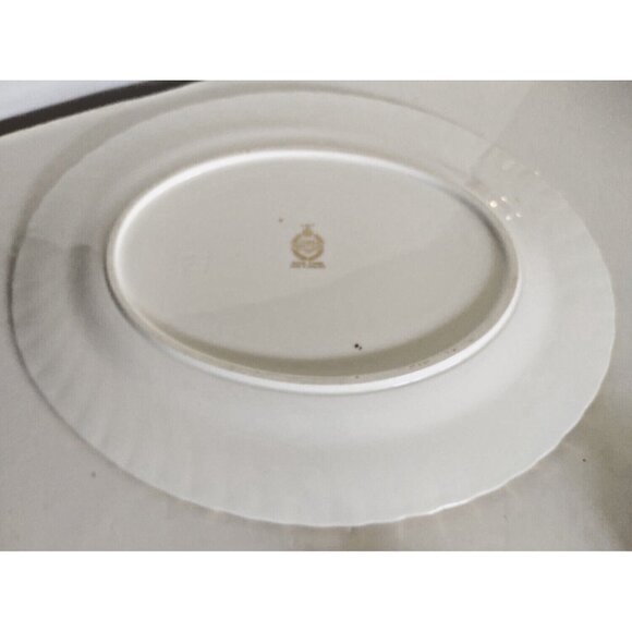 Minton Bone China 12 5/8" x 9 3/4" Oval Serving Platter Marlow Pattern - Picture 8 of 13